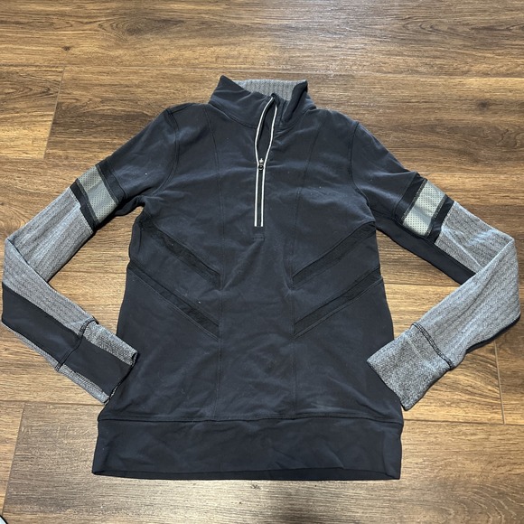 Women Ivivva- Half Zip Jacket- VGUC- size 14 - Picture 1 of 3